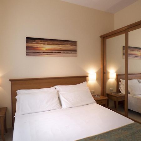Hotel Tirreno Parghelia Eksteriør bilde