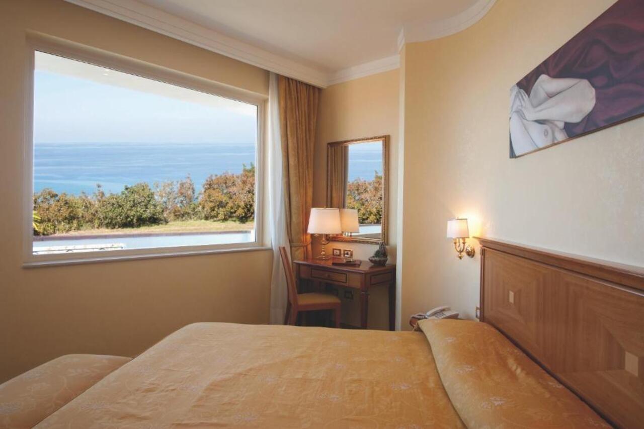 Hotel Tirreno Parghelia Rom bilde