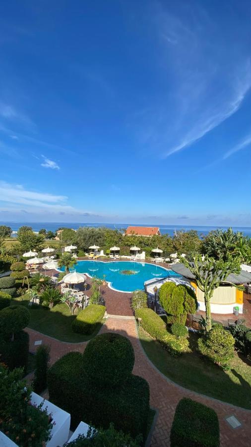 Hotel Tirreno Parghelia Eksteriør bilde
