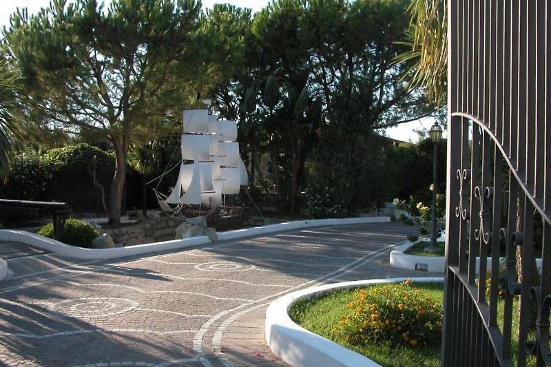 Hotel Tirreno Parghelia Eksteriør bilde