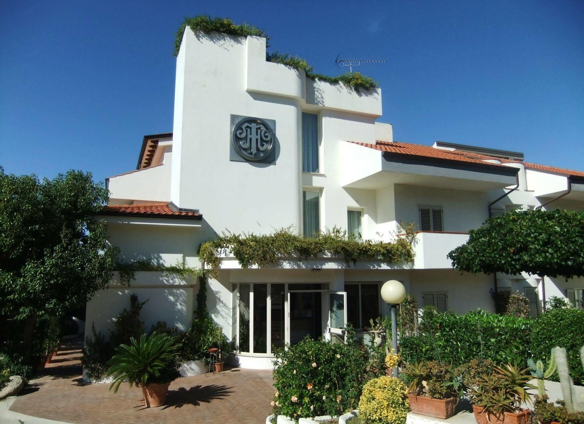 Hotel Tirreno Parghelia Eksteriør bilde