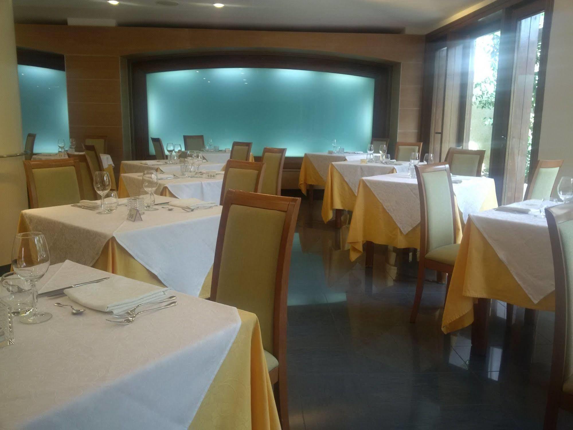 Hotel Tirreno Parghelia Eksteriør bilde