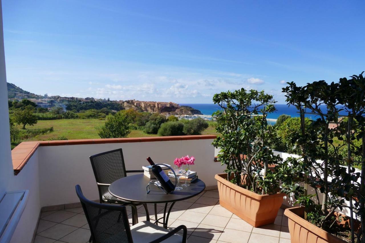 Hotel Tirreno Parghelia Eksteriør bilde